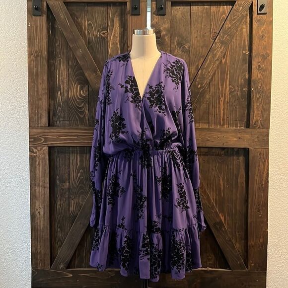 ZARA PURPLE SHORT FLORAL PRINT LOOSE-FITTING PLEATED DETAIL DRESS Sz-Med - Picture 5 of 15